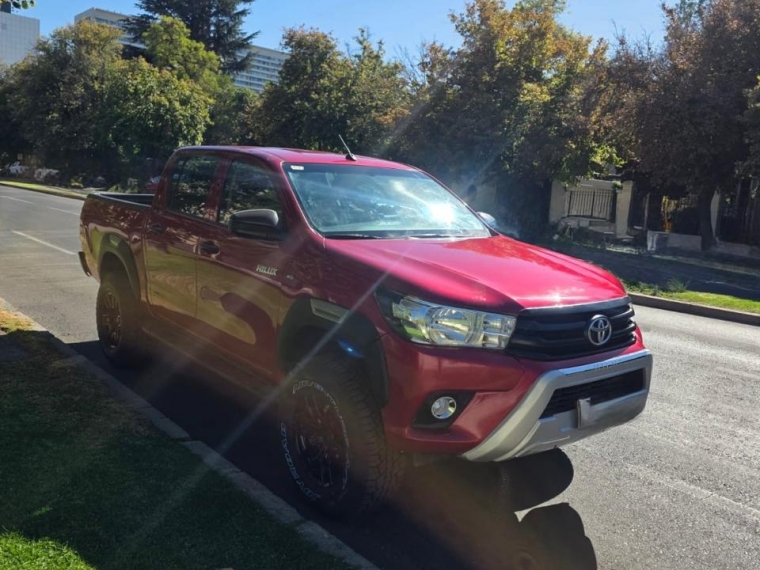 Toyota Hilux Dx 4x4 2.4 2022  Usado en Autos