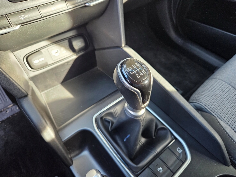Hyundai Santa fe 2.4  Tm Plus Mt 2020 Usado  Usado en Kovacs Usados