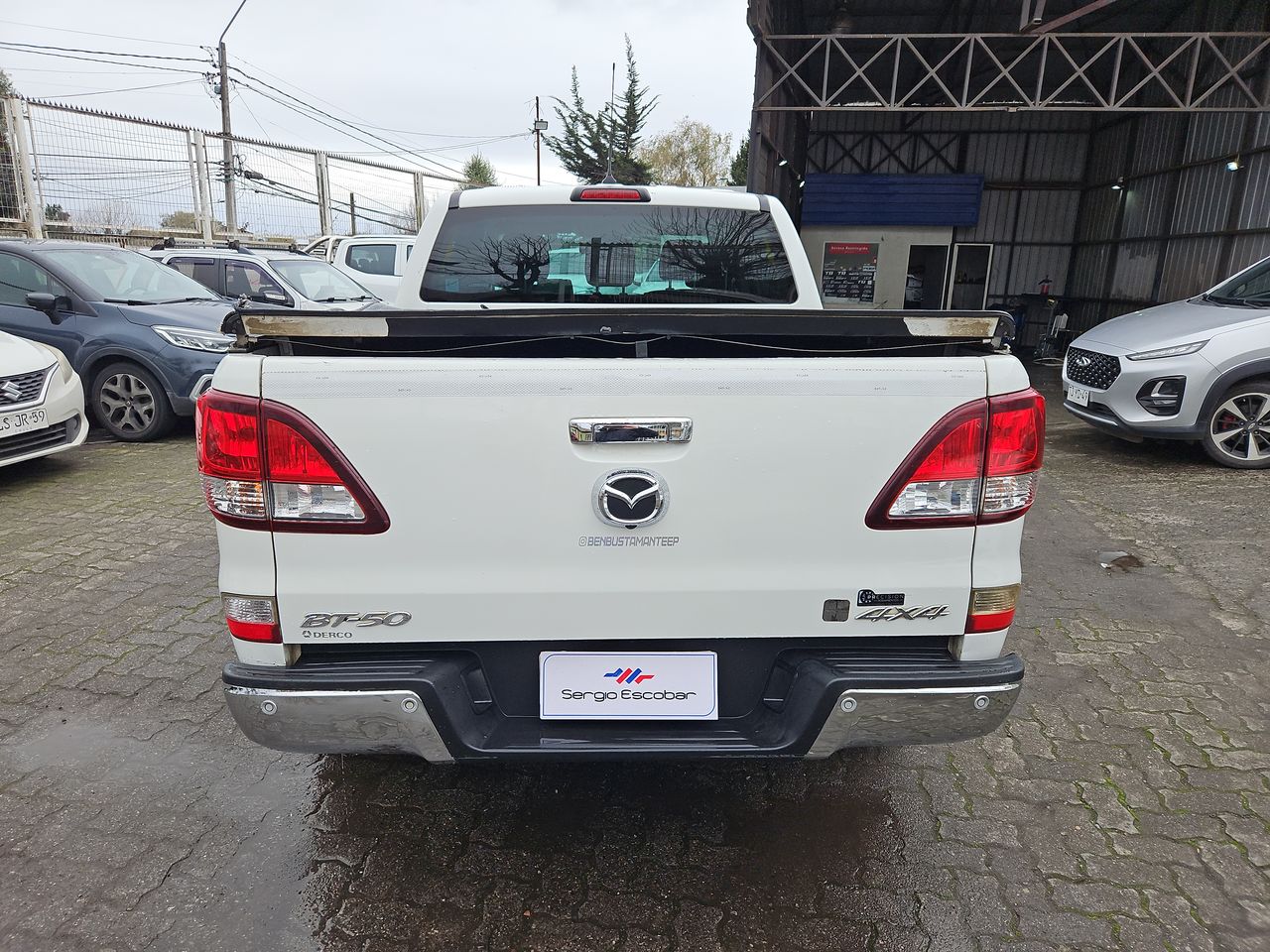 Mazda Bt-50 New Bt 50 Dcab Sdx 4x4 3.2 Aut 2021 Usado en Usados de Primera - Sergio Escobar