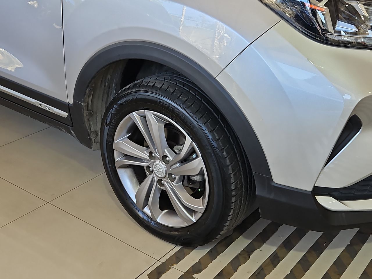 Changan Cs15 Cs15 Hb 4x2 1.5 2023 Usado en Usados de Primera - Sergio Escobar