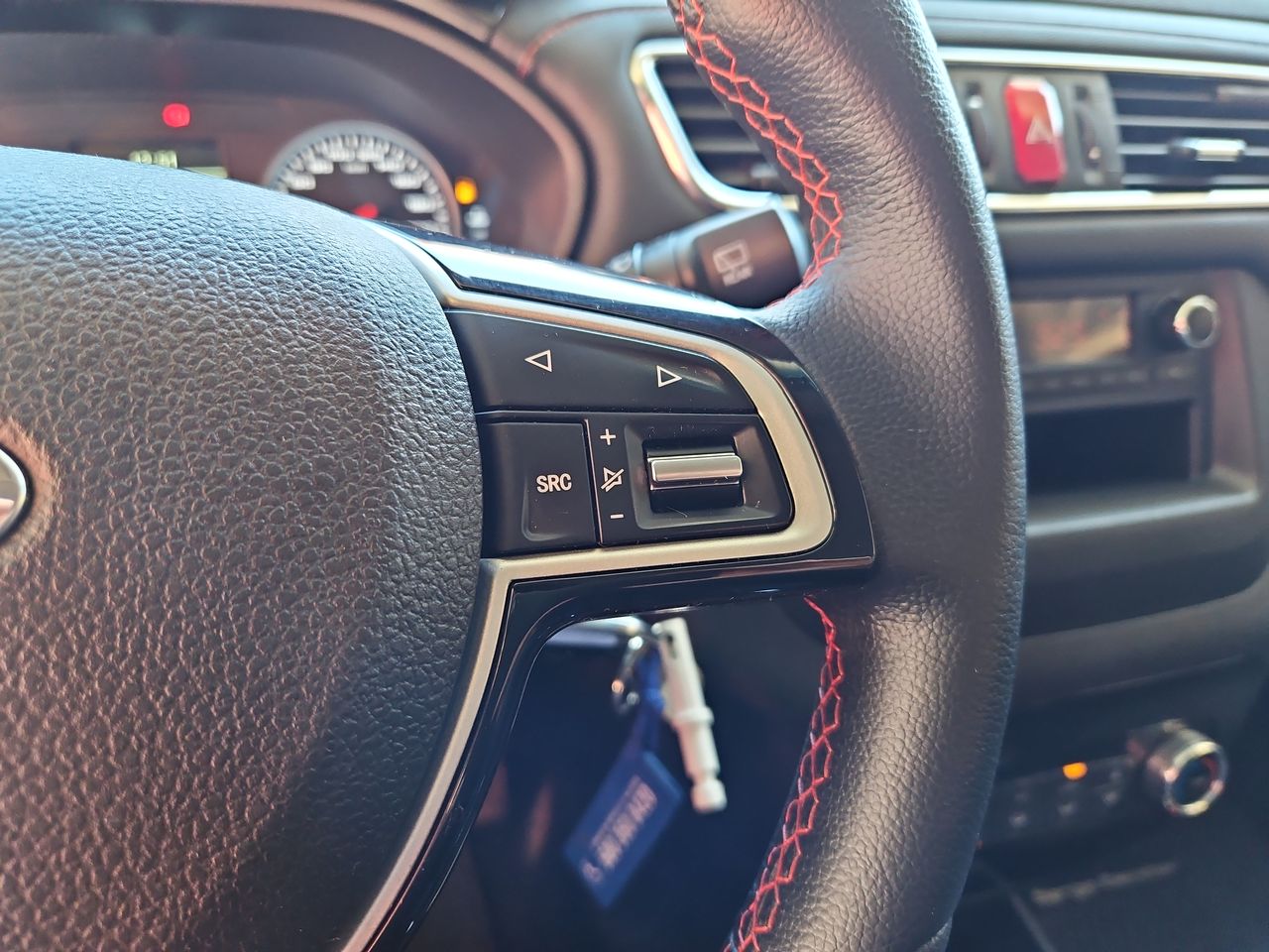 Jac Js2 Js2 Hatchback 1.5 2023 Usado Usado en Webautos.cl Jac Js2 Js2 Hatchback 1.5 2023 Usado Usado en Webautos.cl