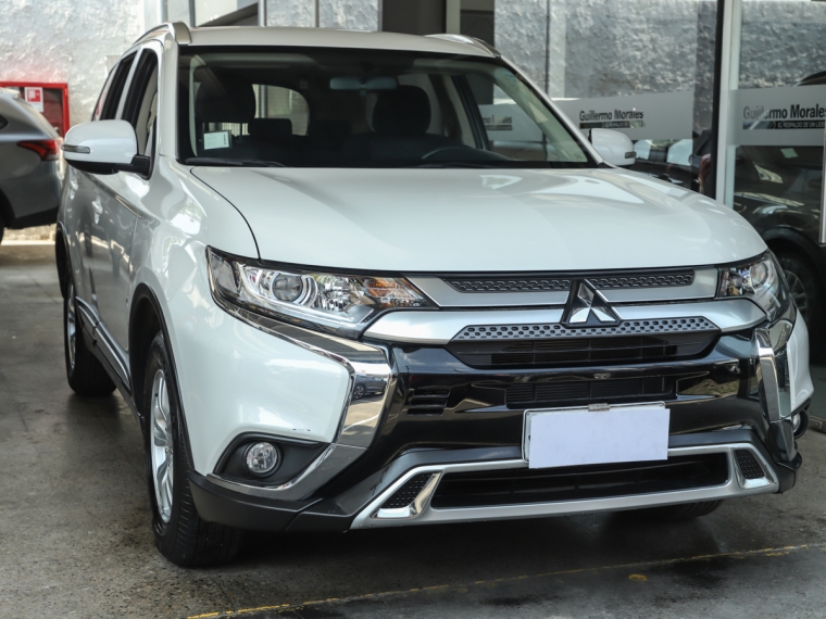 Mitsubishi Outlander 2.0 2023  Usado en Guillermo Morales Usados