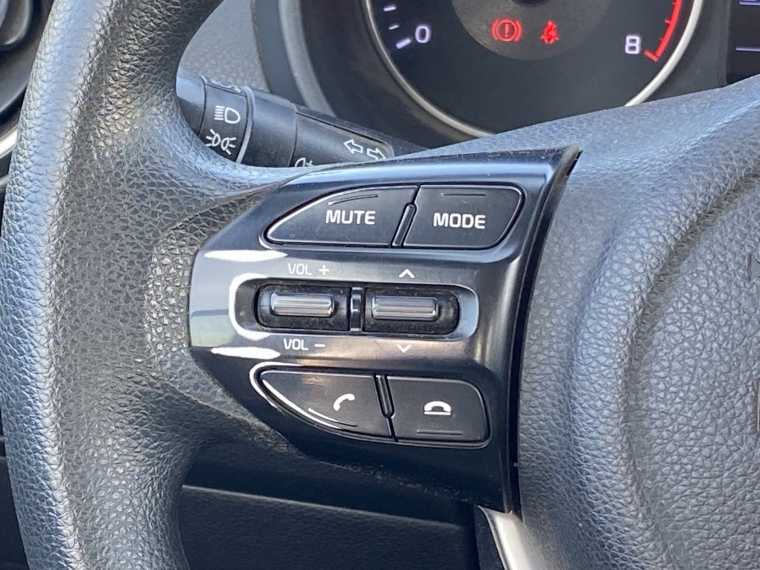 Kia Soluto Soluto 1.4 2023 Usado en Rosselot Usados