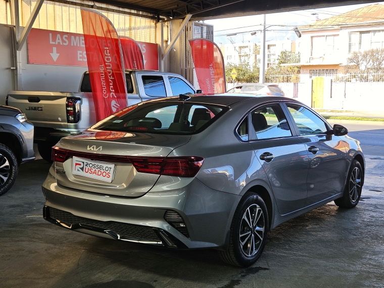 Kia Cerato Cerato Mpi 1.6 Aut 2023 Usado en Rosselot Usados