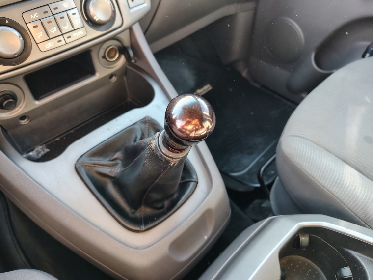 Ssangyong Stavic Stavic Full 2.2 2016 Usado en Rosselot Usados