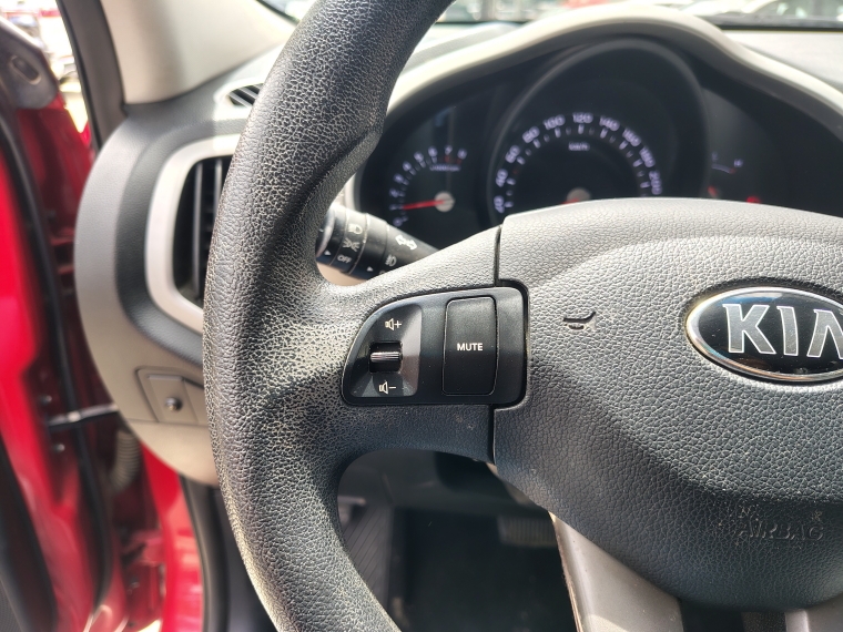 Kia Sportage Sportage Lx 2.0 Gsl 6at Ac 4x2 Euro V - 1550 2015 Usado en Rosselot Usados