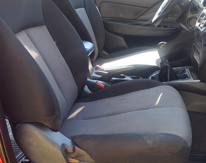 Mitsubishi L200 Katana Cr 4x2  2.4 2022  Usado en GT Autos