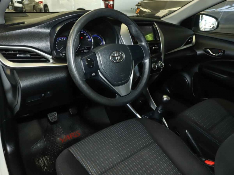 Toyota Yaris Sedan Gli 1.5 2018 Usado  Usado en Webautos.cl