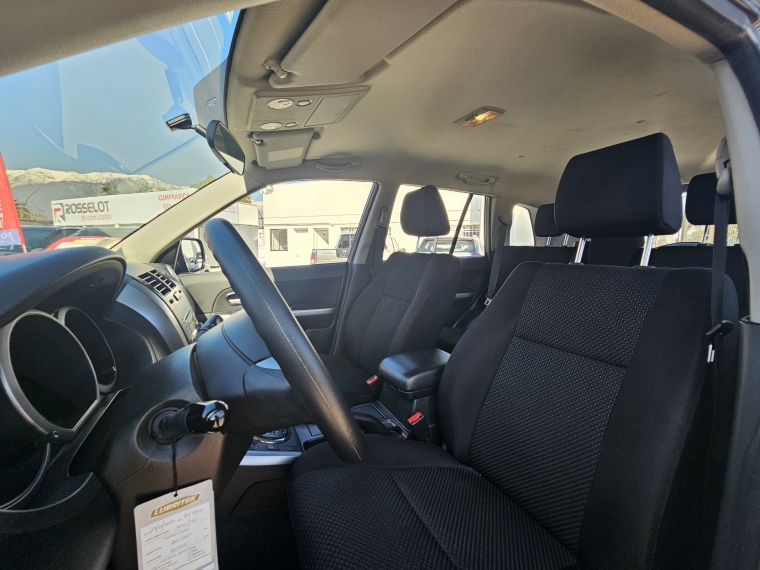 Suzuki Grand nomade Grand Nomade Glx 4x4 2.4 Aut 2012 Usado en Rosselot Usados