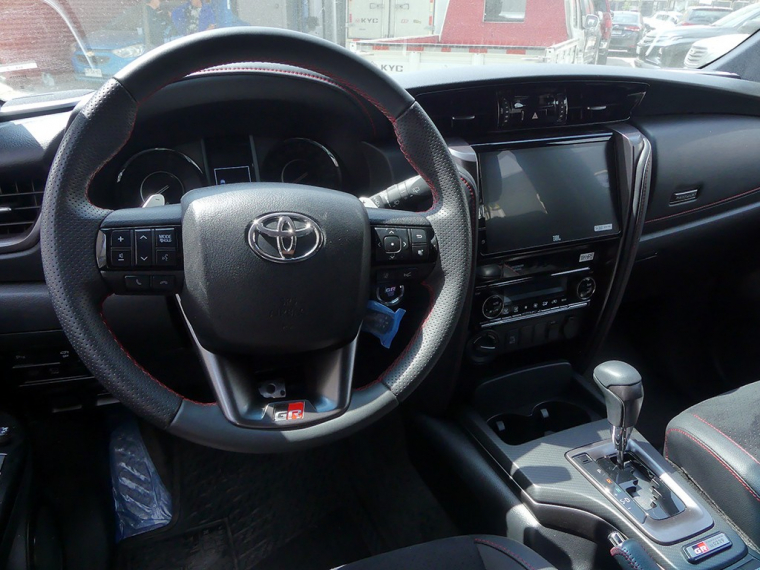 Toyota Fortuner 4x4 2.8 Aut 2023 Usado  Usado en Webautos.cl
