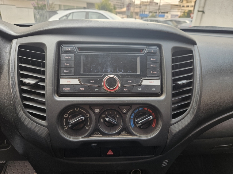 Mitsubishi L200 L200 D/c 2.4 Katana Cr 4x2 Mt Special Pack 2021 Usado en Rosselot Usados