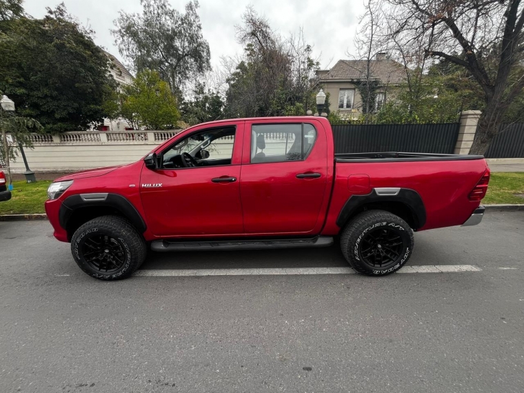 Toyota Hilux — foto 4 de 14