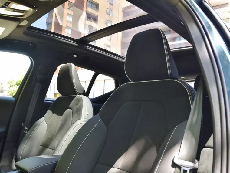 Volvo Ex40 0.0 P8 Recharge 4x4 At Electrico 2025 Usado  Usado en Webautos.cl