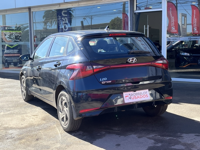 Hyundai I-20 — foto 3 de 22