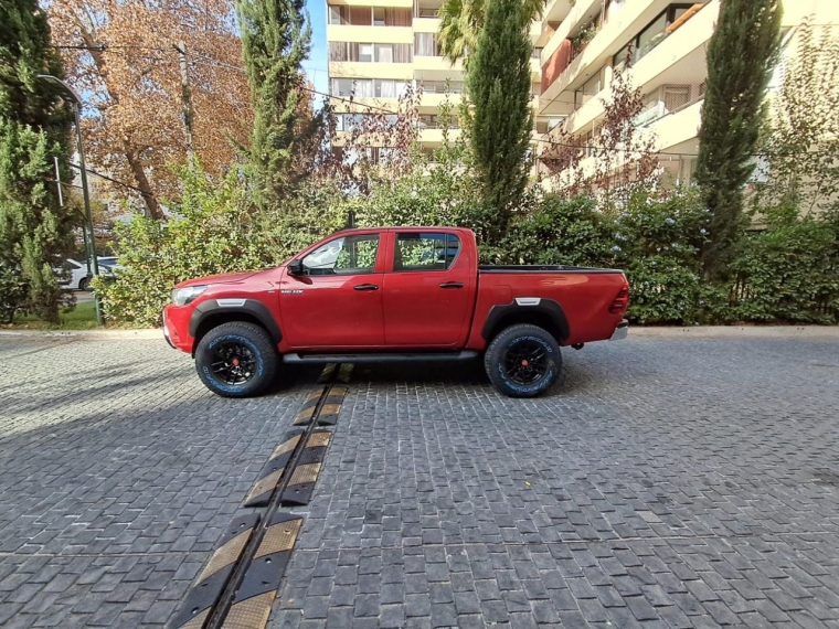 TOYOTA HILUX DX 4X4 2.4 - imagen 8