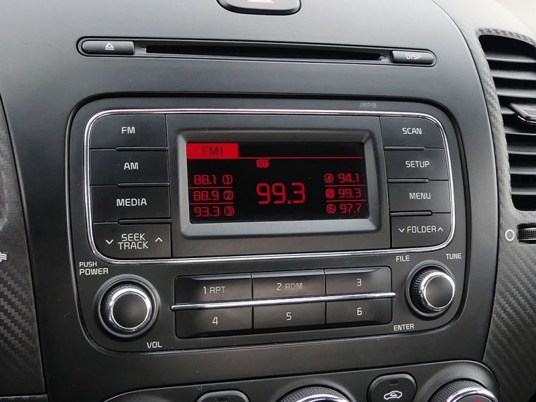 Kia Cerato 5 Ex 1.6 2016 Usado  Usado en Webautos.cl
