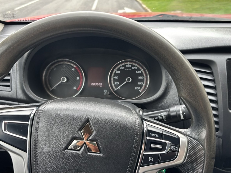 Mitsubishi L200 Katana Crt 4X4 2.4Cc — foto 6 de 13