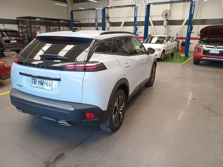 Peugeot 2008 1.2 Allure Puretech 130 Mt 5p 2024 Usado  Usado en Webautos.cl