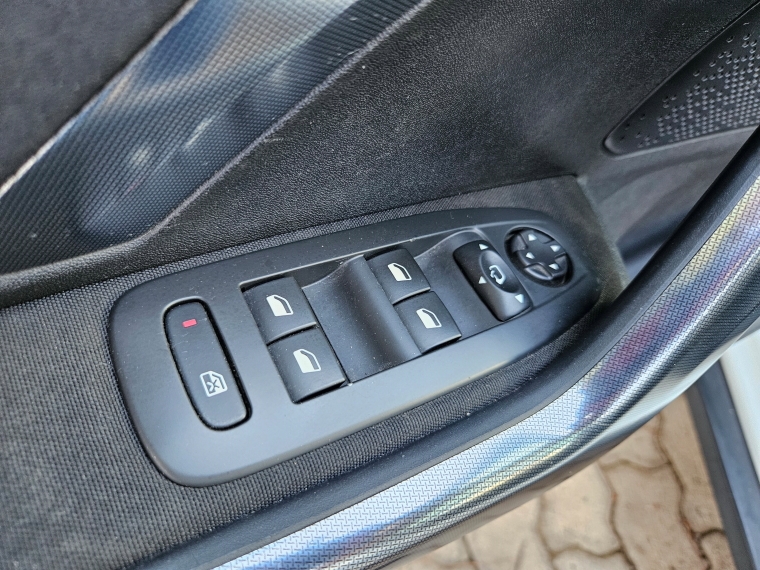 Peugeot 2008 2008 Allure 1.2 Aut 2017 Usado  Usado en Kovacs Usados