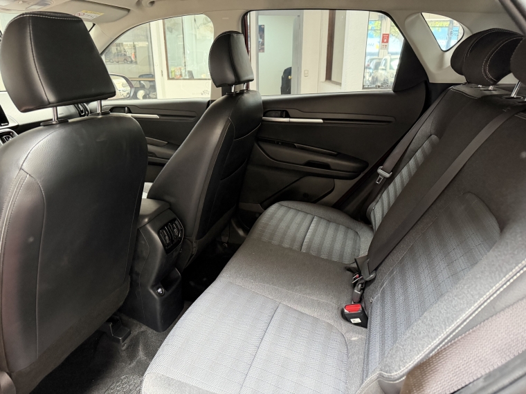 Kia Sonet Ex 1.5l 6mt Full Plus 2023  Usado en Grass & Arueste