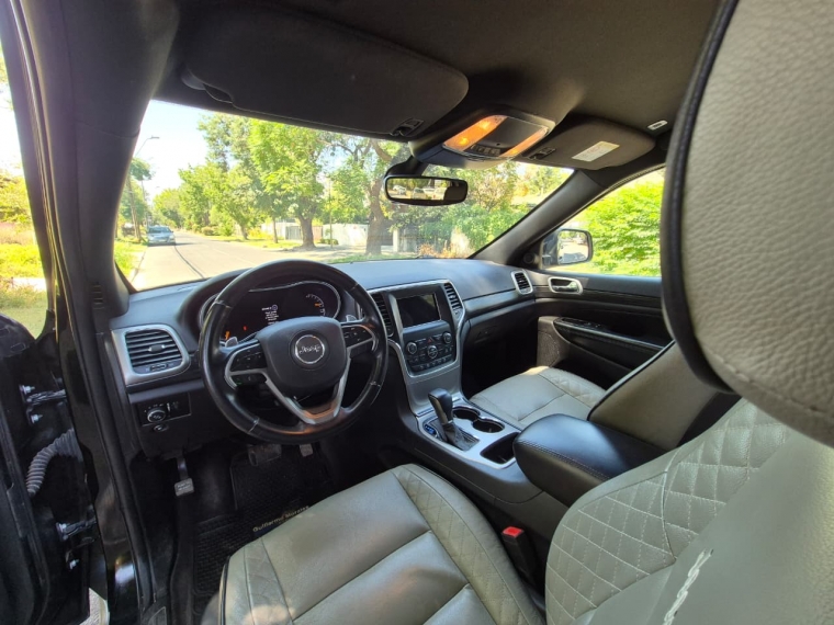 Jeep Grand cherokee laredo 3.6  Auto. 2020 Usado en Autoadvice Autos Usados