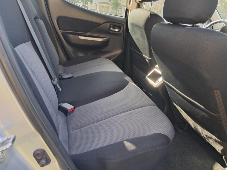 Mitsubishi L200 Dakar 4x4 2.4 Aut 2021 Usado Usado en Webautos.cl Mitsubishi L200 Dakar 4x4 2.4 Aut 2021 Usado Usado en Webautos.cl