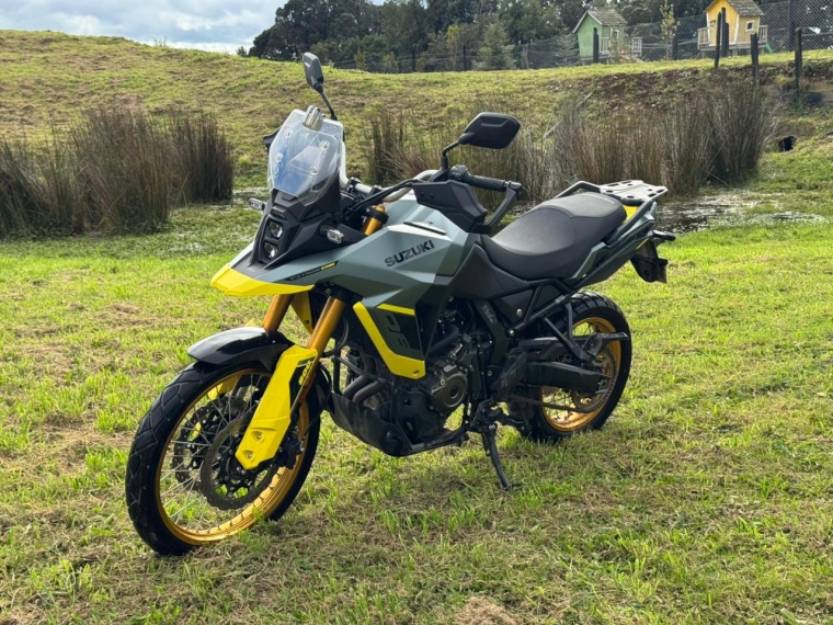 SUZUKI VL-800 V Strom 800 DE 2025