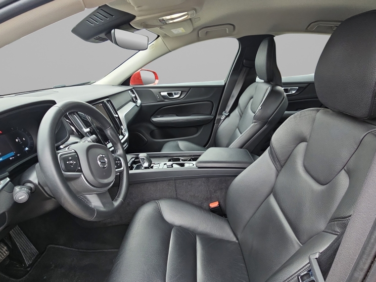 Volvo S60 B4 2023 Usado Usado en BMW Premium Selection Volvo S60 B4 2023 Usado Usado en BMW Premium Selection