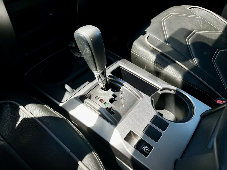 Toyota 4runner 4.0 Sr5 At 2022 Usado  Usado en Kovacs Usados