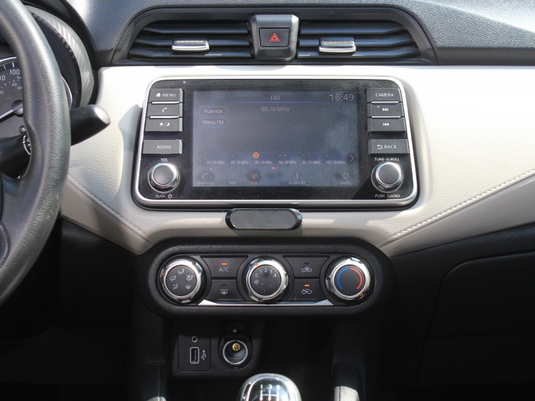 Nissan Versa 1.6  Advance  Mt 2023 Usado  Usado en Kovacs Usados