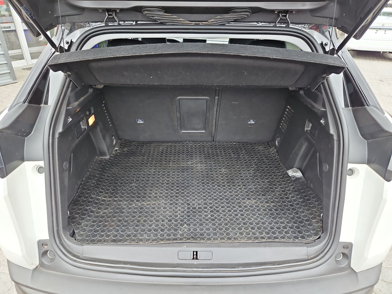 Peugeot 3008 3008 Thp 165hp 1.6 Aut 2022 Usado en Usados de Primera - Sergio Escobar