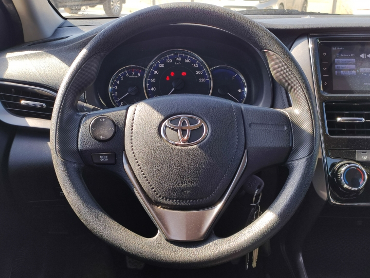 Toyota Yaris sedan Yaris Sedan Otto 1.5 2022 Usado en Rosselot Usados