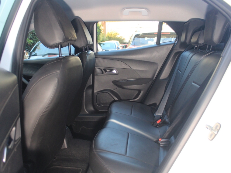 Peugeot 2008 Puretech 130 1.2 2021 Usado  Usado en Kovacs Usados