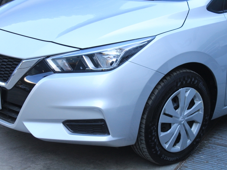 Nissan Versa 1.6  Sense  Mt 2023 Usado  Usado en Kovacs Usados