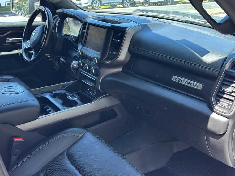 Ram 1500 Rebel Crew 4x4  5.7 2023  Usado en GT Autos