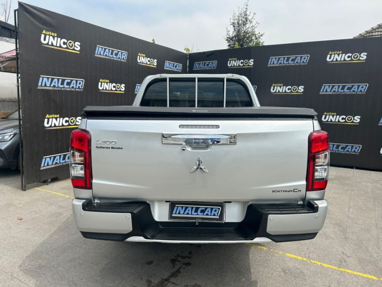 Mitsubishi L200 Katana Cr 2.4 4x2 2023 Usado  Usado en Webautos.cl