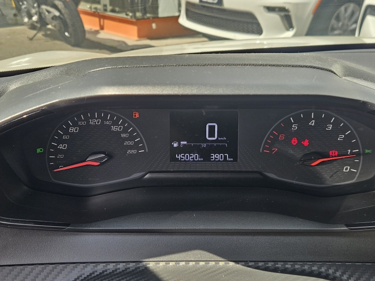 Peugeot 208 Style Puretech 75 1.2 2024 Usado  Usado en Kovacs Usados