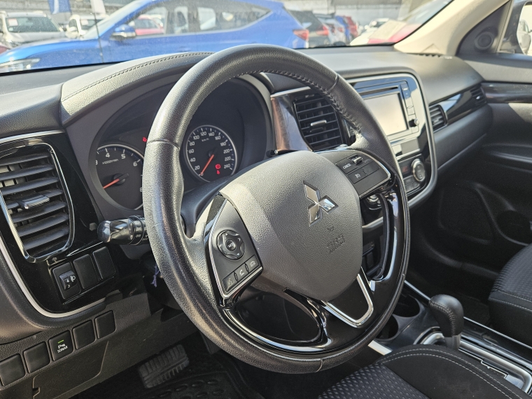Mitsubishi Outlander Outlander Cvt 2.0 Aut 2019 Usado en Rosselot Usados