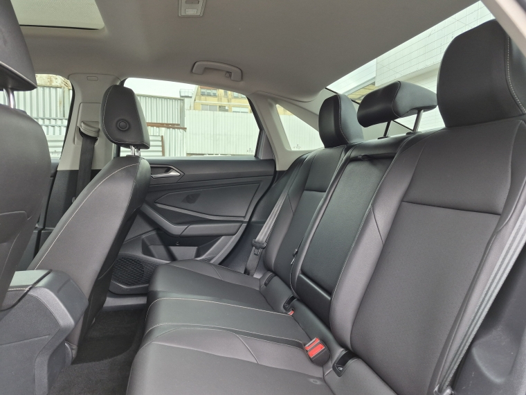 Volkswagen Jetta 1.4 Comfortline Sky At 2024 Usado  Usado en Kovacs Usados