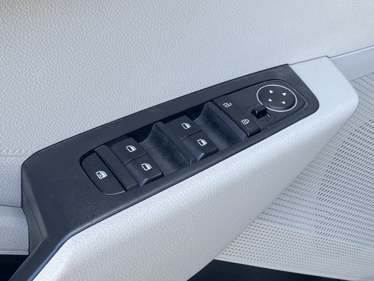 Kia Carens Carens Lx 1.5 2023 Usado en Rosselot Usados