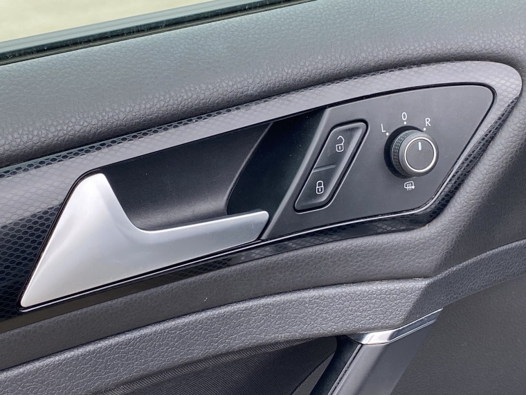 Volkswagen Golf Golf Hb 1.4 2018 Usado en Rosselot Usados