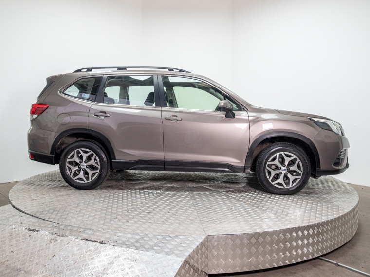 Subaru Forester  2.0i X Awd At 5p 2022 Usado  Usado en Webautos.cl