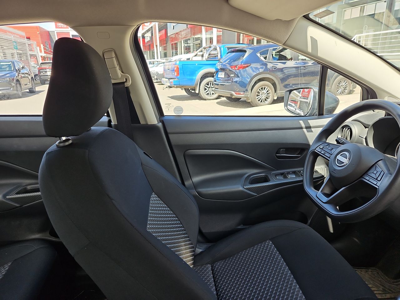 Nissan Versa Versa Mt 4x2 1.6 2025 Usado en Usados de Primera - Sergio Escobar