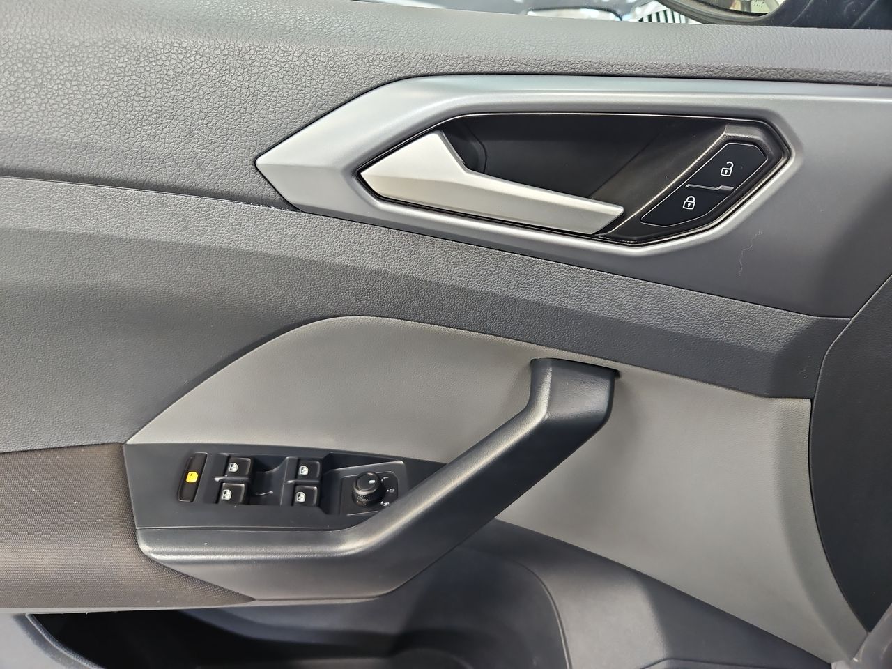 Volkswagen T-cross T Cross 1.6 2021 Usado en Usados de Primera - Sergio Escobar