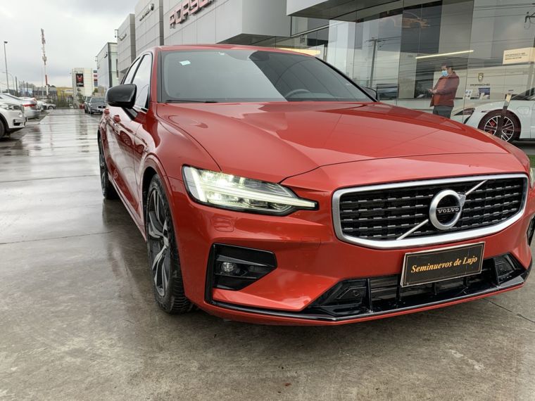Volvo S60 2.0 T4 R-design At 4p 2021 Usado  Usado en Webautos.cl