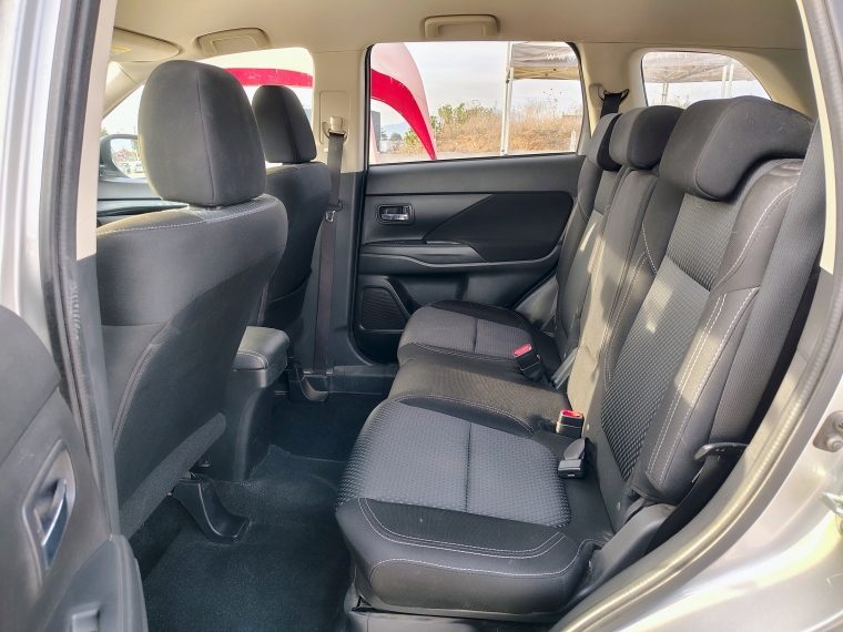 Mitsubishi Outlander Outlander 2.0 2021 Usado en Rosselot Usados