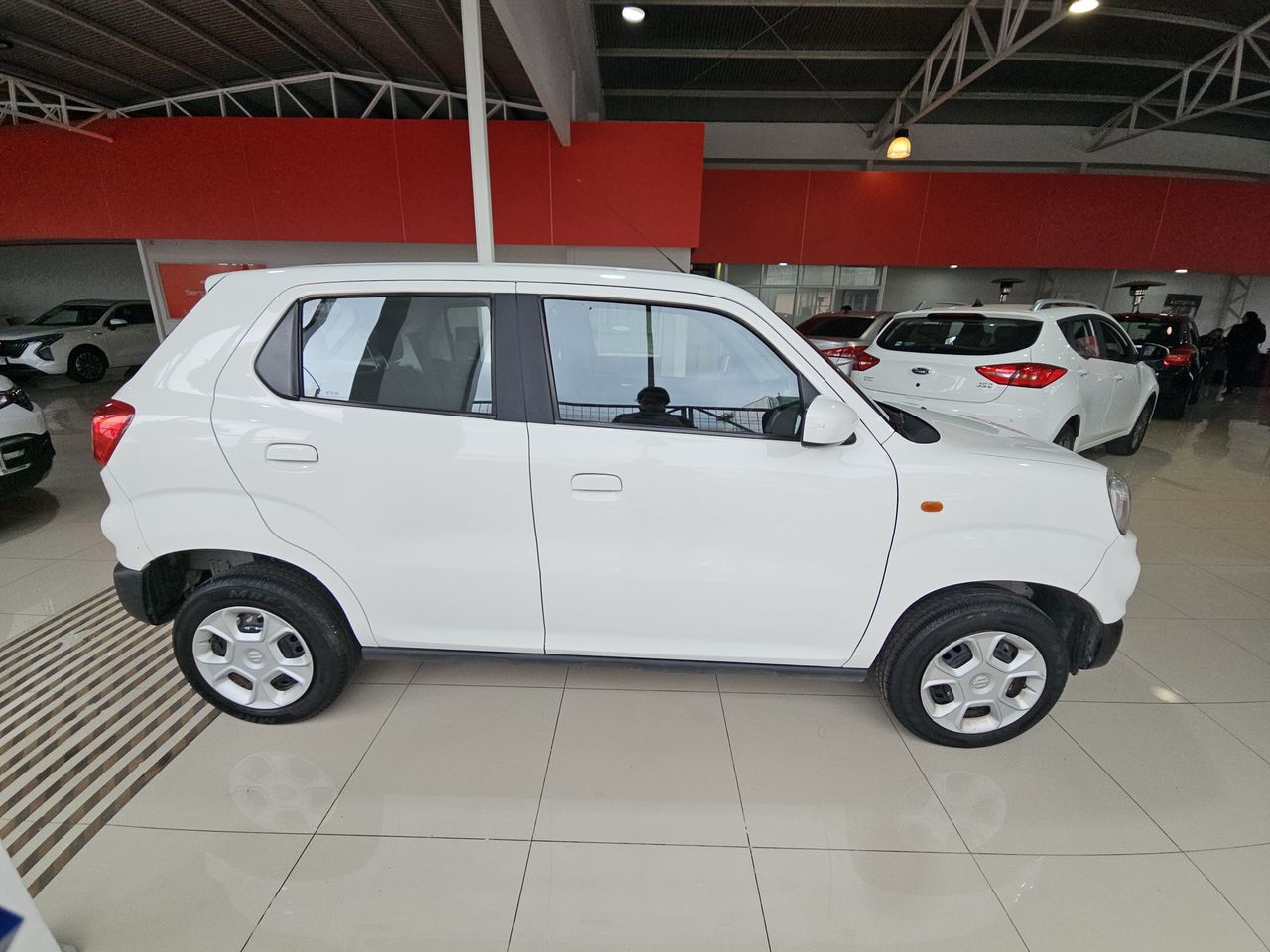 Suzuki S-presso S Presso Hb 1.0 2023 Usado  Usado en Webautos.cl