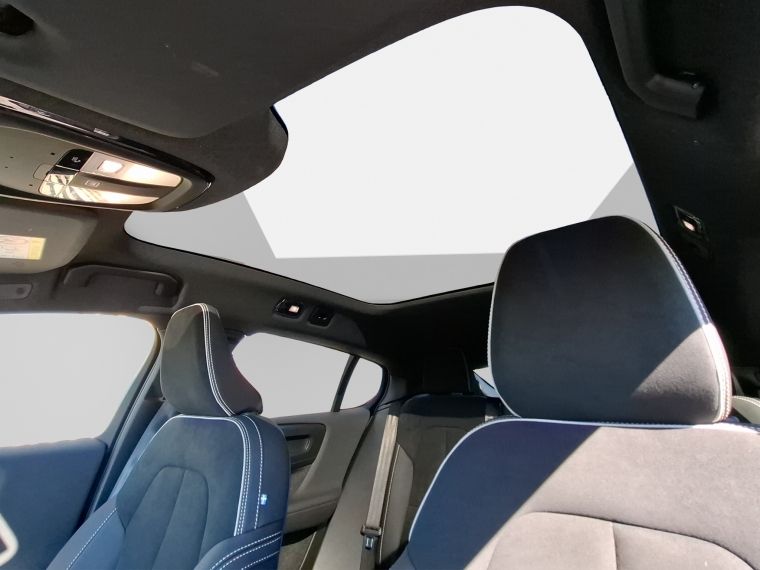 Volvo C40 P8 Recharge 2024 Usado  Usado en BMW Premium Selection