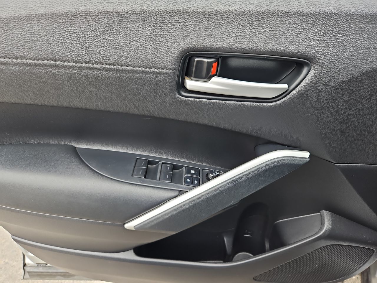 Toyota Corolla Corolla Cross Cvt 2.0 Aut. 2023 Usado en Usados de Primera - Sergio Escobar