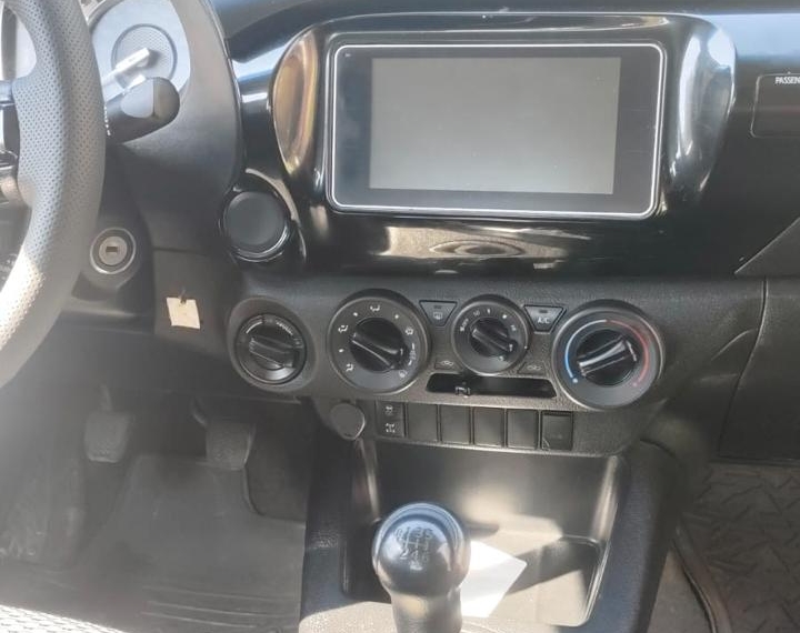 Toyota Hilux Dx 4x4 2.4 2022  Usado en Autos